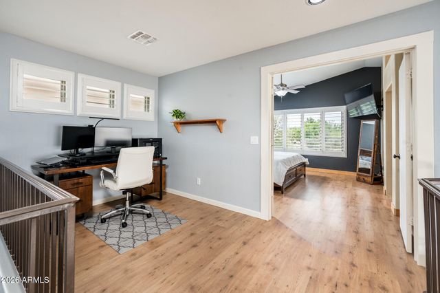 10012 E CAPRI Avenue, Mesa, AZ 85208