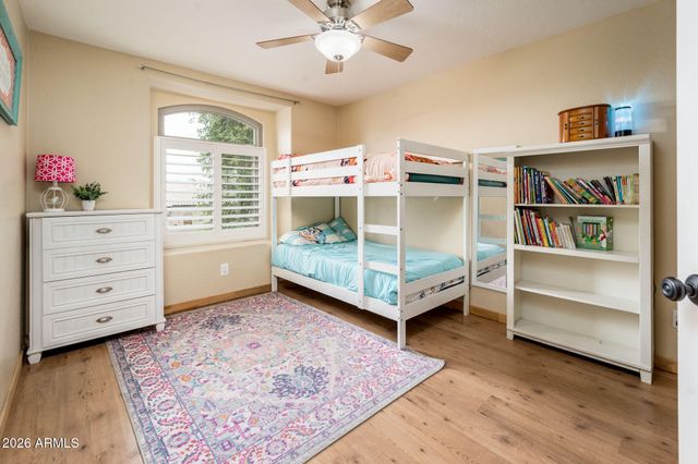 10012 E CAPRI Avenue, Mesa, AZ 85208