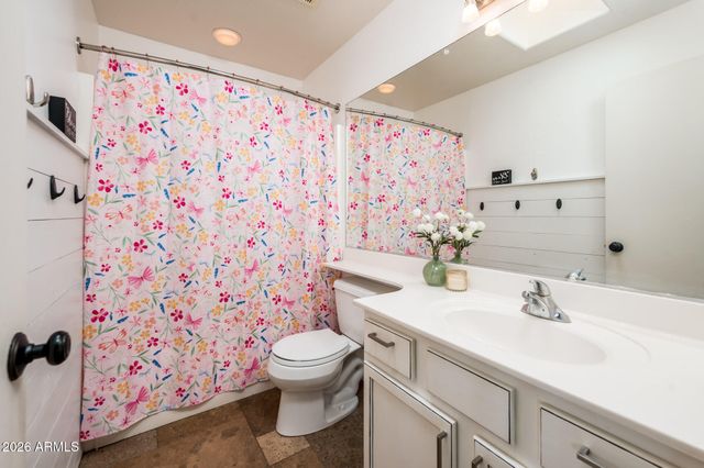 10012 E CAPRI Avenue, Mesa, AZ 85208