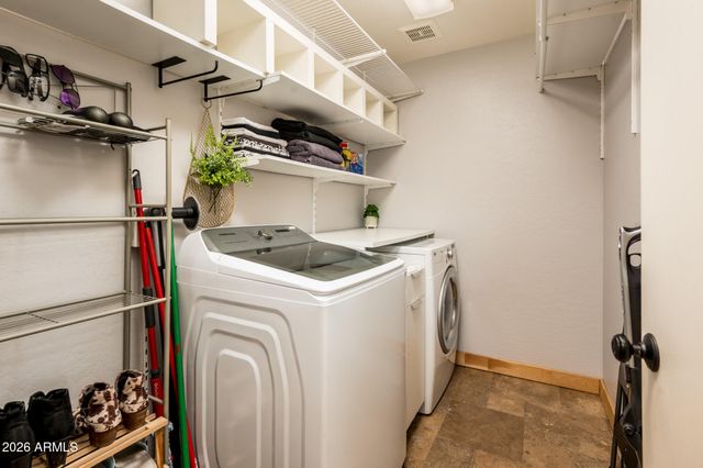 10012 E CAPRI Avenue, Mesa, AZ 85208