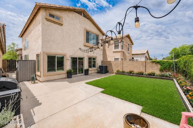 10012 E CAPRI Avenue, Mesa, AZ 85208