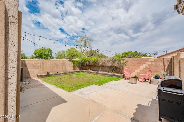 10012 E CAPRI Avenue, Mesa, AZ 85208