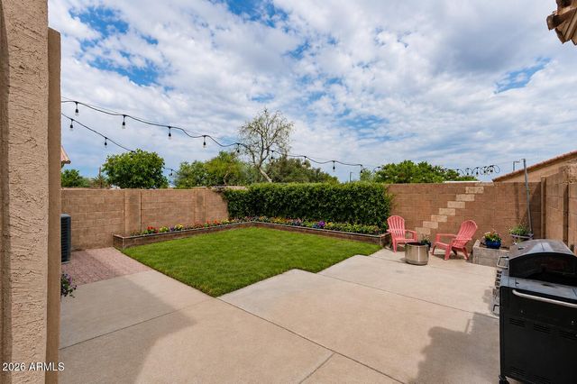 10012 E CAPRI Avenue, Mesa, AZ 85208