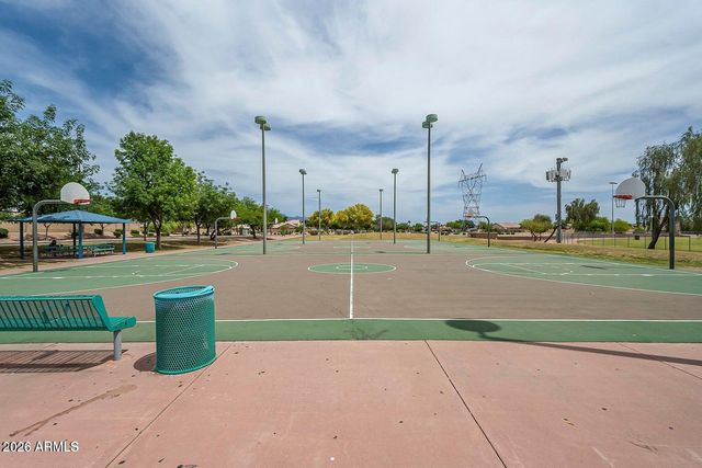 10012 E CAPRI Avenue, Mesa, AZ 85208