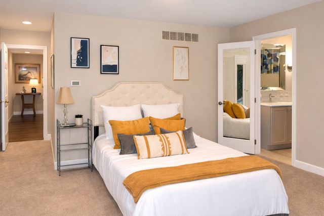 1316 Mineral Springs Road, Sterling, IL 61081