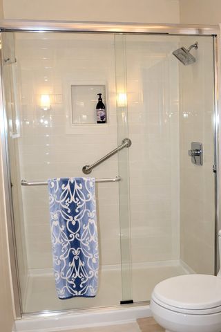 1316 Mineral Springs Road, Sterling, IL 61081