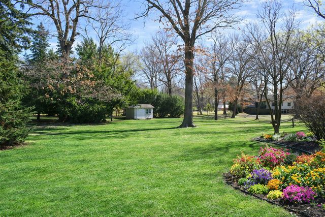 1316 Mineral Springs Road, Sterling, IL 61081