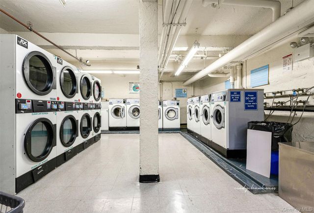 100-11 67th Road 107, Forest Hills, NY 11375