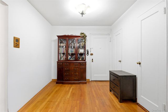 100-11 67th Road 107, Forest Hills, NY 11375