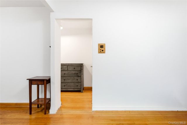 100-11 67th Road 107, Forest Hills, NY 11375