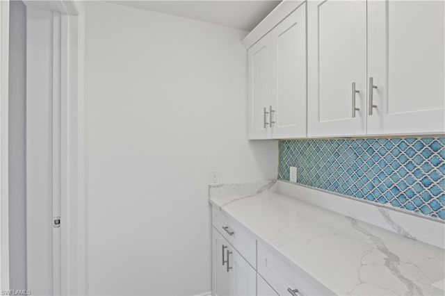 2631 Bayshore DR, Matlacha, FL 33993