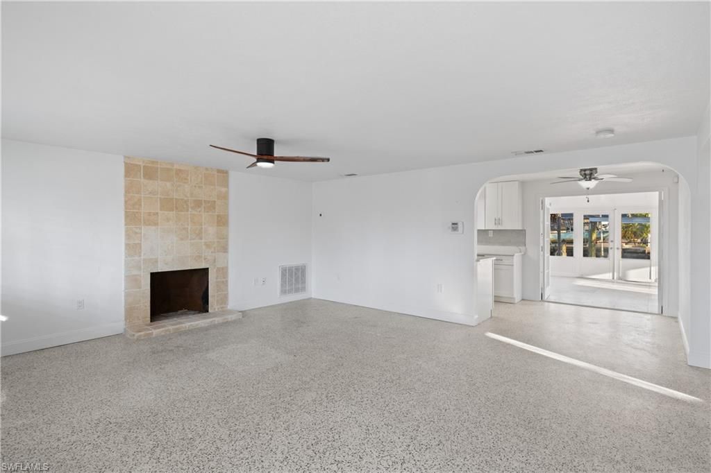 2631 Bayshore DR, MATLACHA, FL 33993 — photo 2