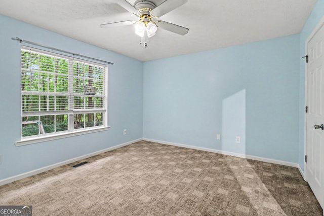 425 Tommy Thompson Way, Whitesburg, GA 30185
