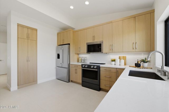 9031 N DESPERADO Court, Fountain Hills, AZ 85268