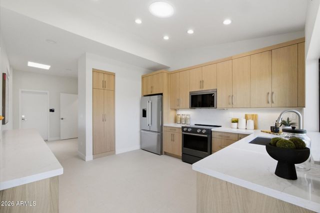 9031 N DESPERADO Court, Fountain Hills, AZ 85268