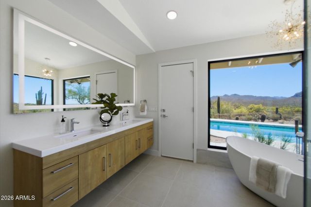 9031 N DESPERADO Court, Fountain Hills, AZ 85268