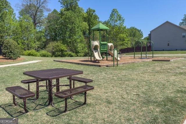 1079 Kingswood Way, Hoschton, GA 30548