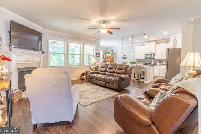 1079 Kingswood Way, Hoschton, GA 30548