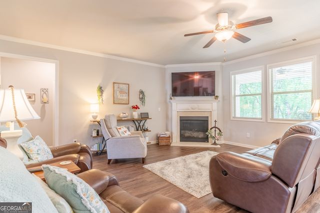 1079 Kingswood Way, Hoschton, GA 30548