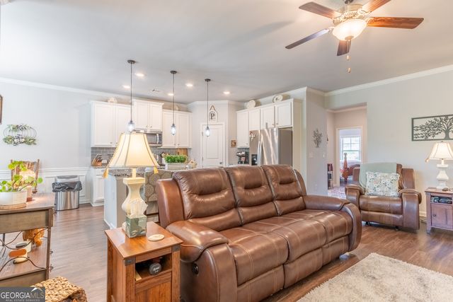 1079 Kingswood Way, Hoschton, GA 30548