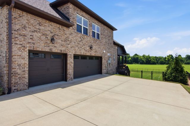 2027 Imagine Cir, Spring Hill, TN 37174