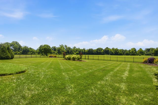 2027 Imagine Cir, Spring Hill, TN 37174