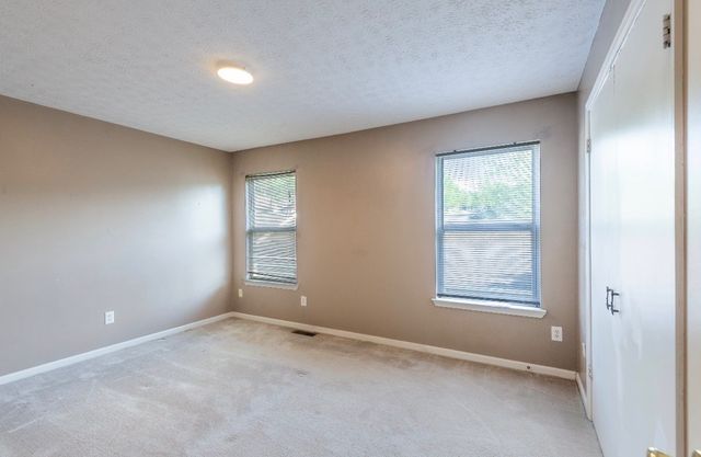 110 Waterview Dr, Hendersonville, TN 37075