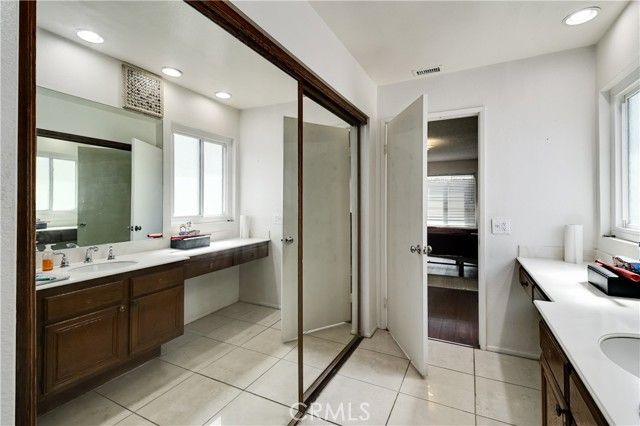 10 Bluff Point, Pomona, CA 91766