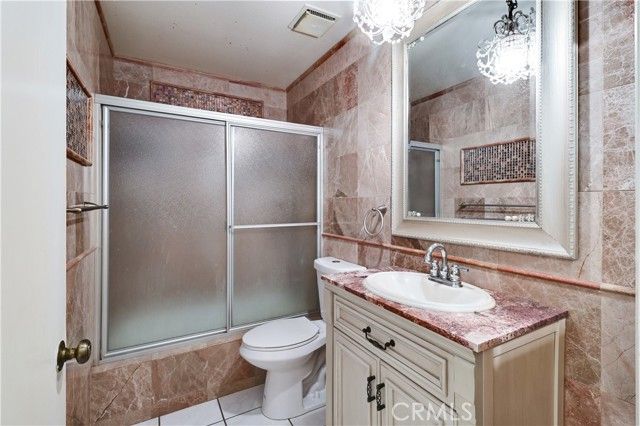 10 Bluff Point, Pomona, CA 91766