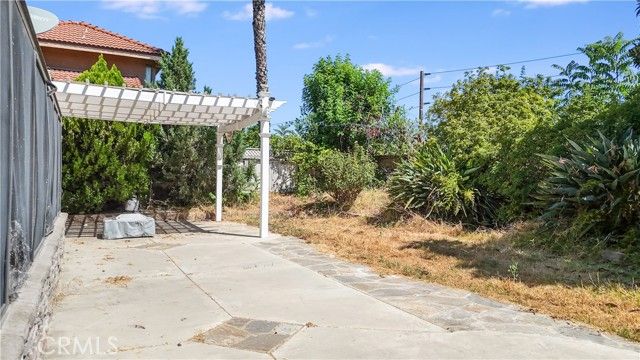 10 Bluff Point, Pomona, CA 91766