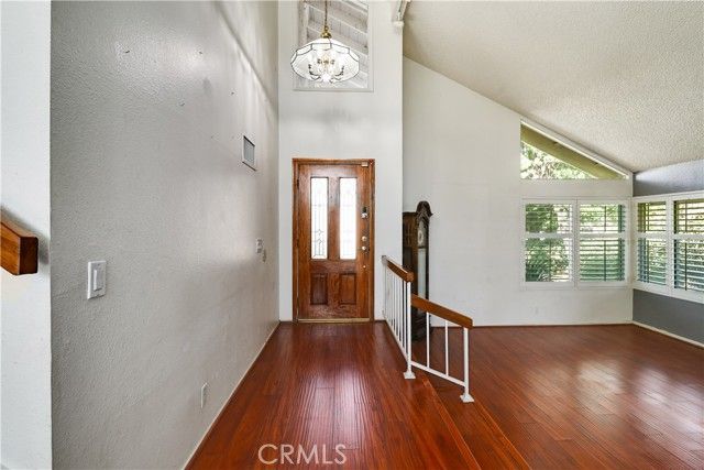 10 Bluff Point, Pomona, CA 91766