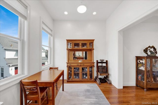 2 Harbor Lane 102, New Rochelle, NY 10805