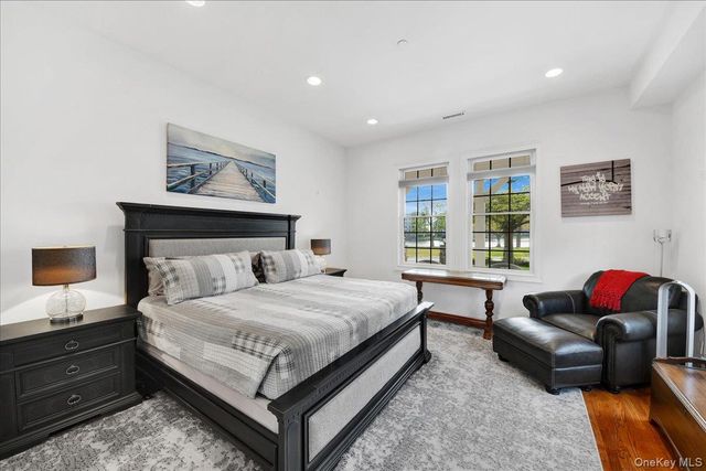 2 Harbor Lane 102, New Rochelle, NY 10805