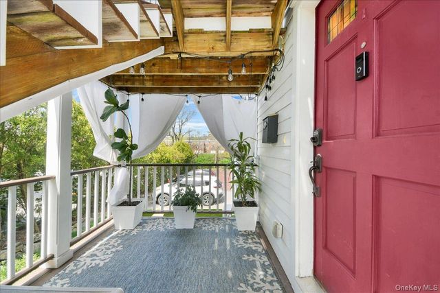 2 Harbor Lane 102, New Rochelle, NY 10805