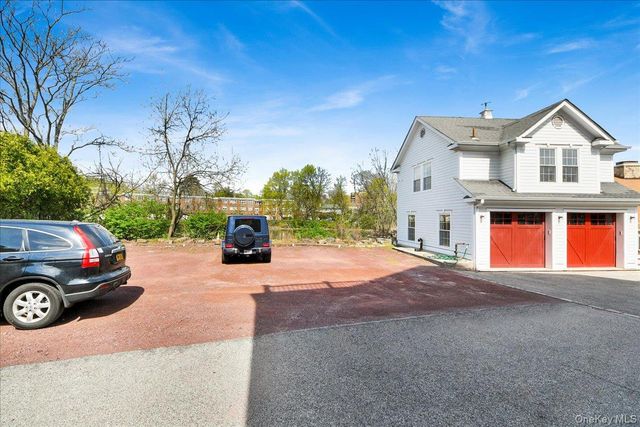 2 Harbor Lane 102, New Rochelle, NY 10805