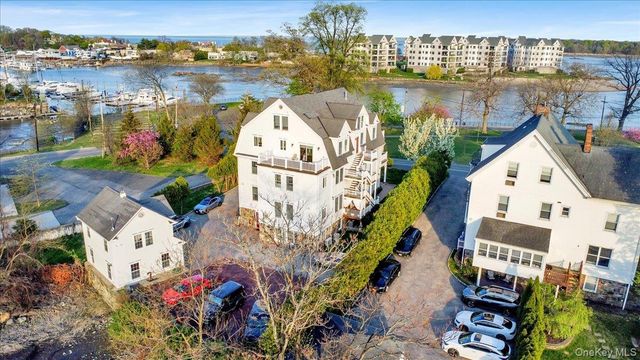 2 Harbor Lane 102, New Rochelle, NY 10805