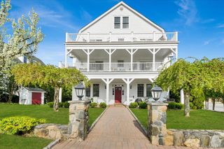 2 Harbor Lane 102, New Rochelle, NY 10805