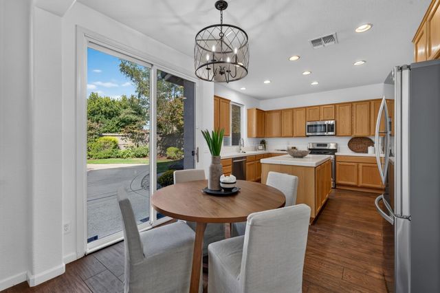 5409 Banfield Dr, Sacramento, CA 95835