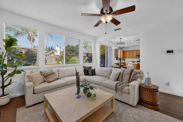 5409 Banfield Dr, Sacramento, CA 95835