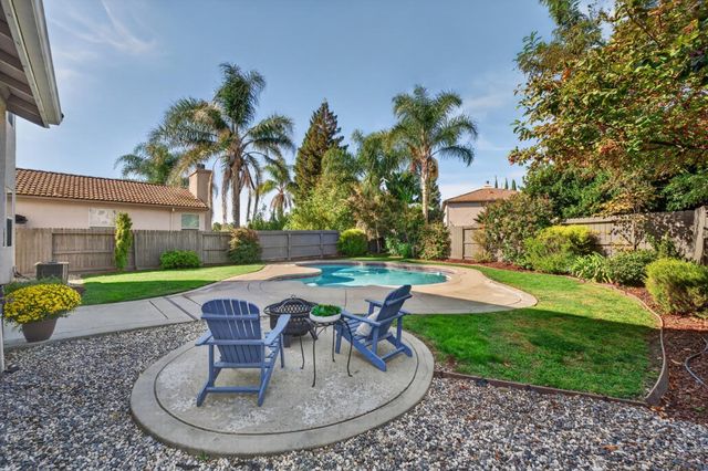 5409 Banfield Dr, Sacramento, CA 95835