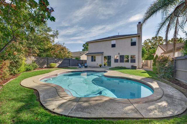 5409 Banfield Dr, Sacramento, CA 95835
