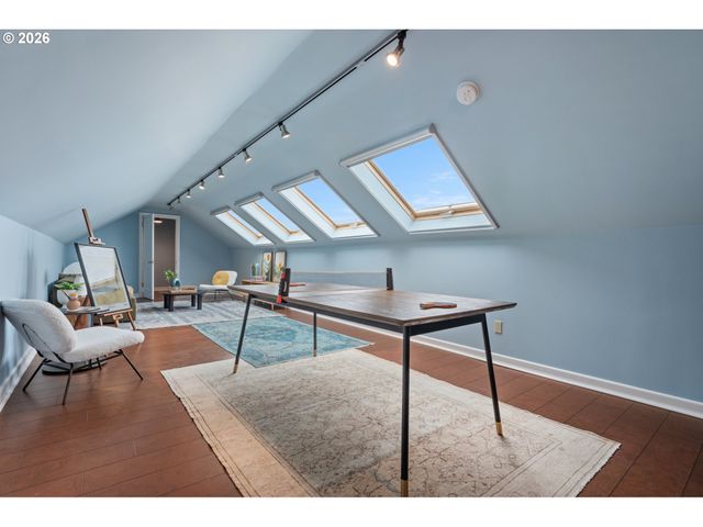 500 Nw MAYWOOD Dr, Portland, OR 97210