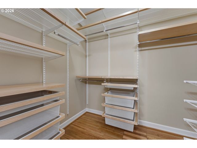 500 Nw MAYWOOD Dr, Portland, OR 97210