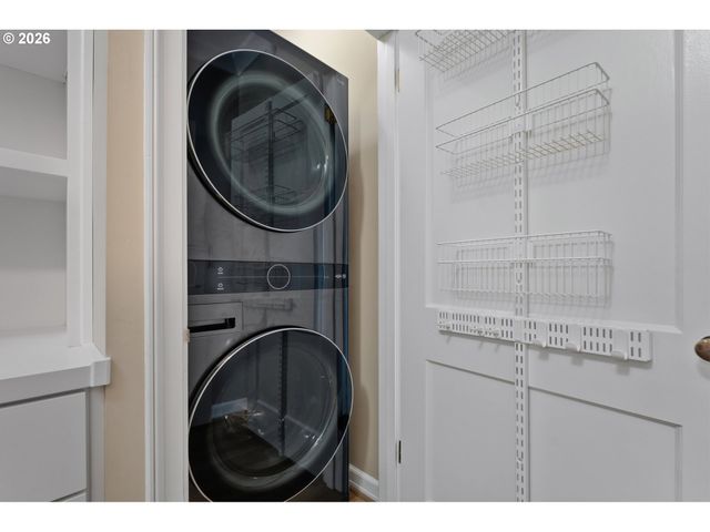 500 Nw MAYWOOD Dr, Portland, OR 97210