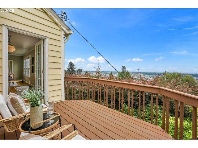 500 Nw MAYWOOD Dr, Portland, OR 97210