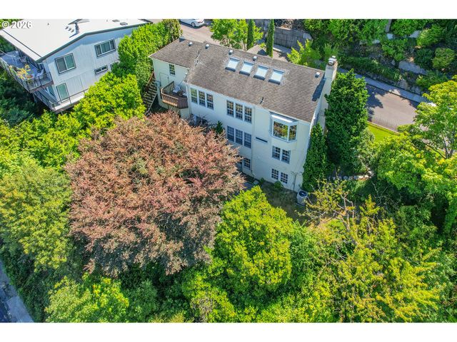 500 Nw MAYWOOD Dr, Portland, OR 97210