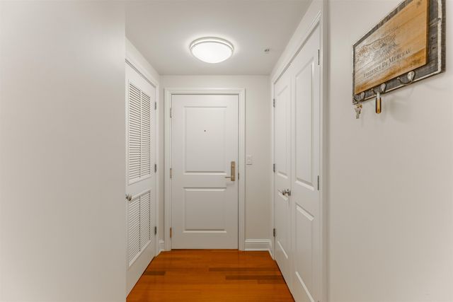 77 Hanover St Unit 11, Portsmouth, NH 03801