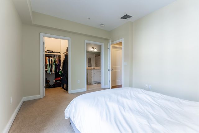 77 Hanover St Unit 11, Portsmouth, NH 03801