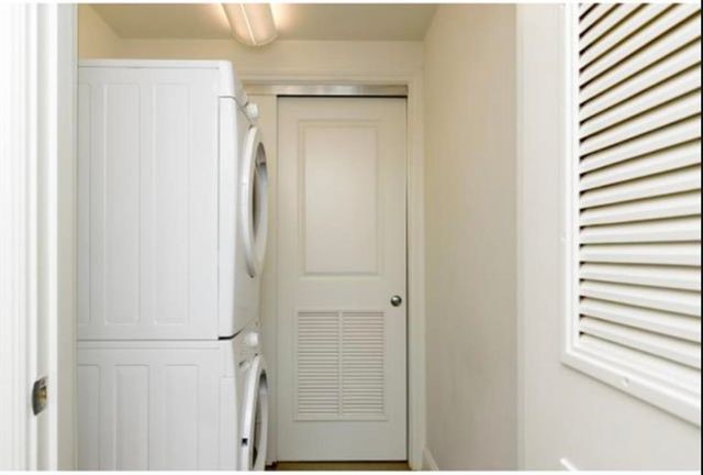 77 Hanover St Unit 11, Portsmouth, NH 03801