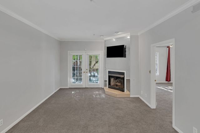 107 W End Pl, Nashville, TN 37205